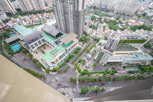 Gần các trường học, bệnh viện, siêu thị, và các dịch vụ khác sẽ giúp cuộc sống của bạn trở nên dễ dàng hơn rất nhiều